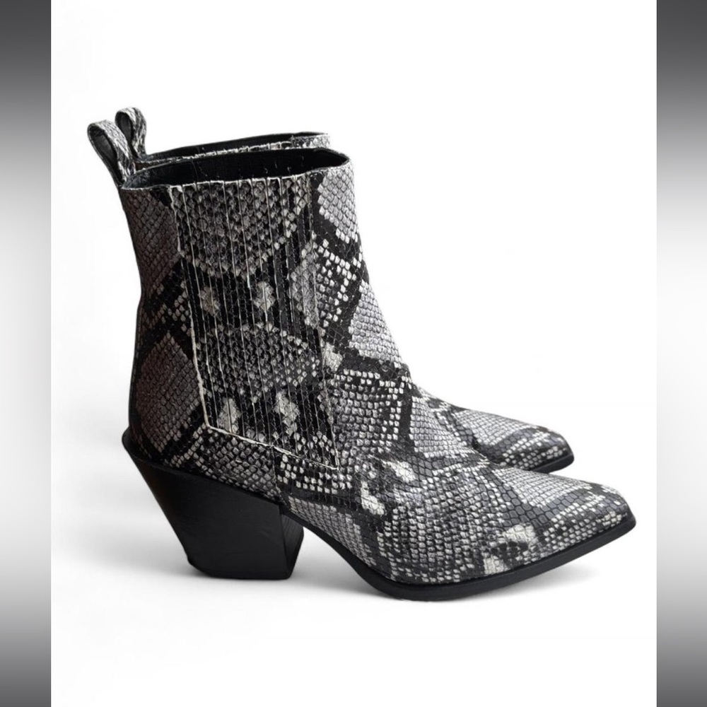 Aeyde Western Snakeskin Grey Boot Size 38